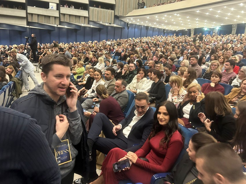 Sergej Ćetković sa ženom