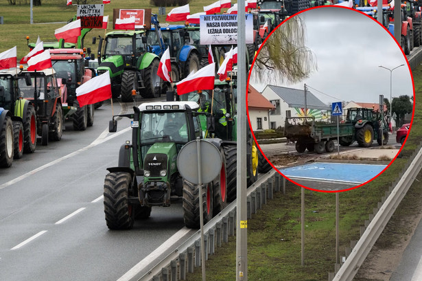 Doszło do incydentu przed urzędem w Tarnowie Podgórnym. Jeden z rolników rozrzucił obornik (fot. Facebook/Rola Wielkopolski)