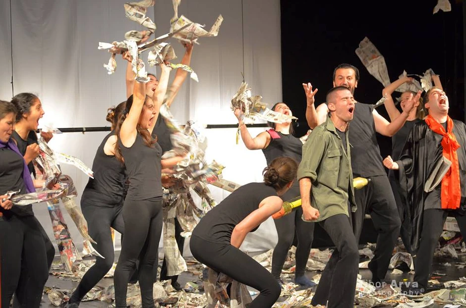 Scena iz predstave "Oči"