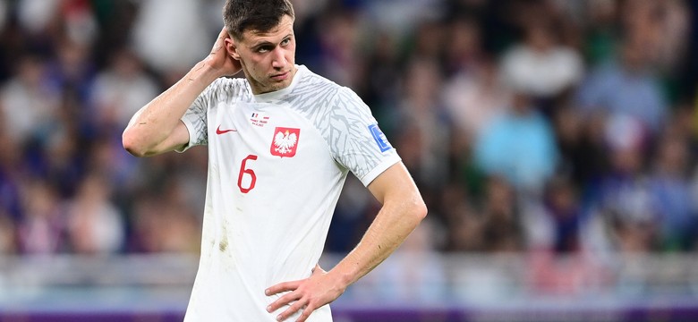 Krystian Bielik stacił zęby. Reprezentant Polski kopnięty w twarz przez rywala [FOTO]