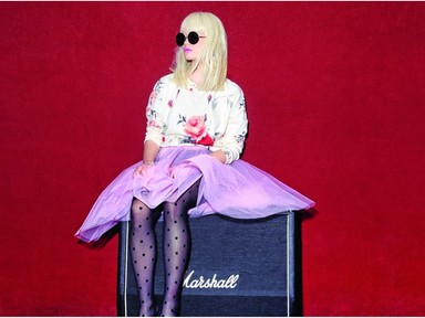 Palvin Barbara vöröses, Tatár Csilla hosszú hajjal: ezek voltak a GLAMOUR Women of the Year gála történetének legmeghökkentőbb frizurái