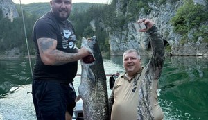 Som od 30 kilograma upecan u jezeru Otilovići kod Pljevalja