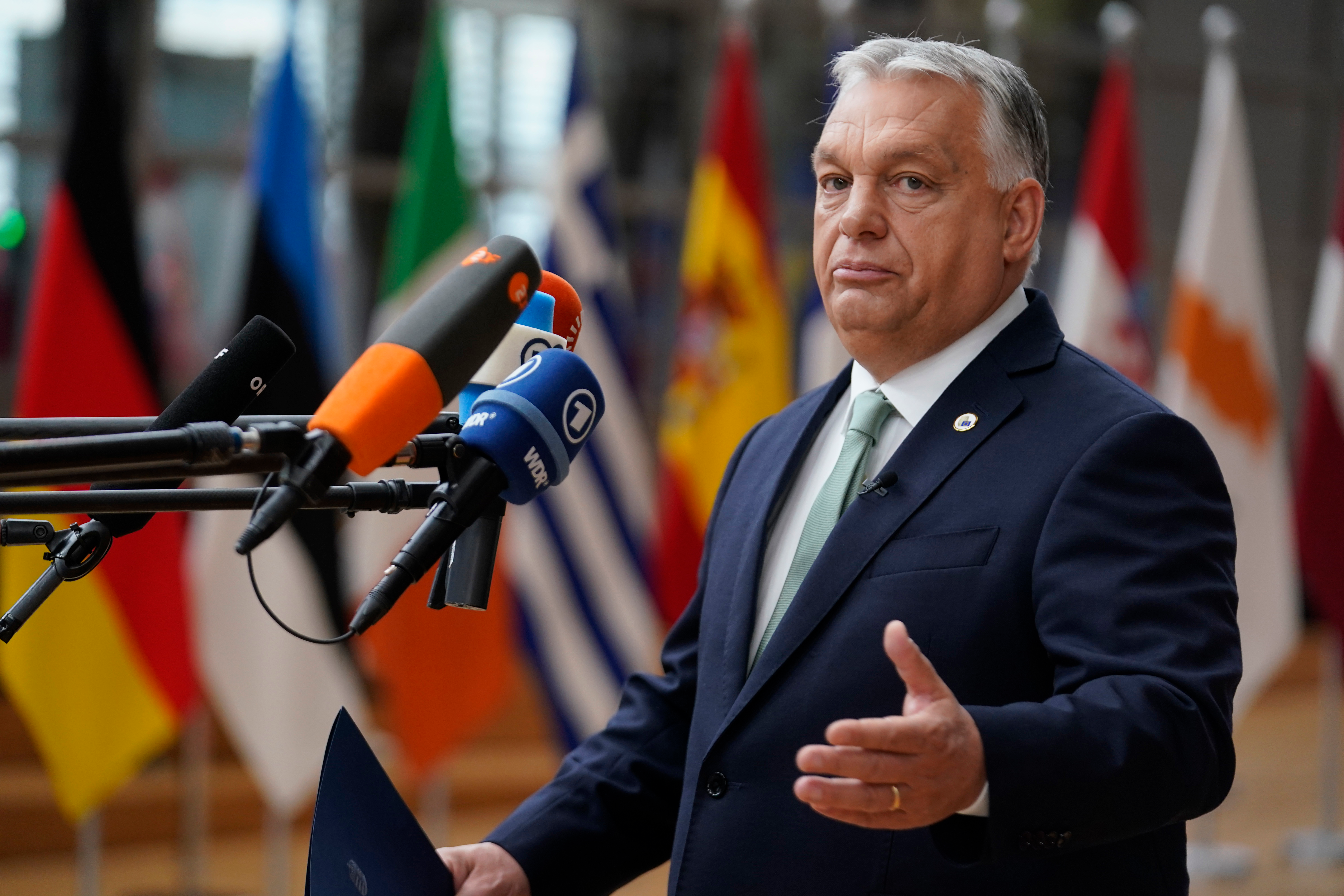 Ucrania convoca al embajador húngaro por hostilidad de Orbán