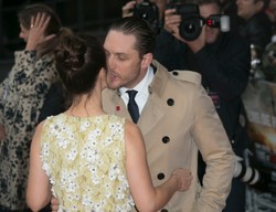 Tom Hardy już po ślubie. Oto jego piękna żona [ZDJĘCIA]