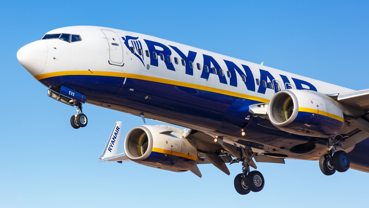 Wojna Rosja-Ukraina. Ambasador Ukrainy oskarża Ryanaira o wysokie koszty lotów dla uchodźców