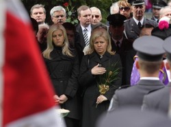 Wdowa po gen. Błasiku: Czuję się zdradzona, opuszczona