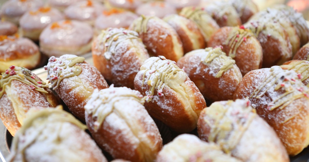 Dubajskie pączki będą hitem tłustego czwartku? Nawet 20 zł za sztukę Gotowanie