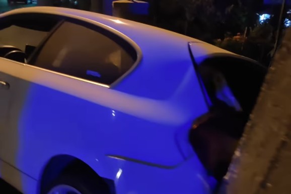 (VIDEO) BMW SLETEO U KANAL! Teška nesreća u Kaluđerici: Vozi