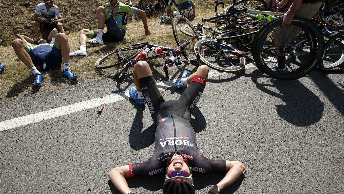 CYCLING-TOUR/CRASH