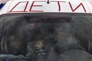 Rzecznik ONZ: Putin „co do zasady' zgodził się na udział Czerwonego Krzyża w ewakuacji cywilów z Mariupola