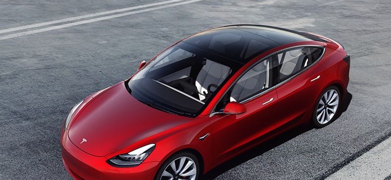 Tesla Model 3 produkowana w Chinach wjeżdża do Europy
