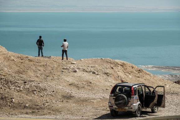 UZEO CIGARE, 15.000 DOLARA I SAM OTIŠAO U ORMUSKI MOREUZ Sad je celom svetu otkrio šta se tamo zaista dešava i SVI SU ŠOKIRANI