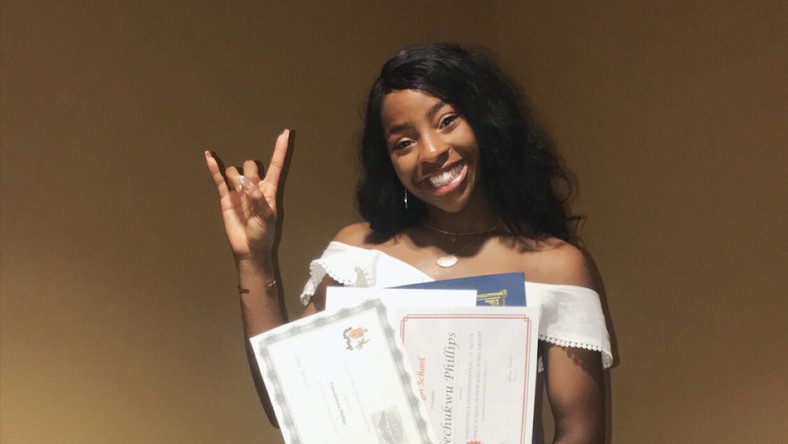 Tobechukwu "Tobi" Phillips sets a new record in an American High School in Texas (becauseofthemwecan)