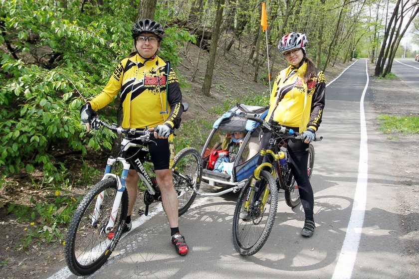 Maciej (36 l.) , Kacper (3 l.) , Lucyna (33 l.) Egyed z Katowic