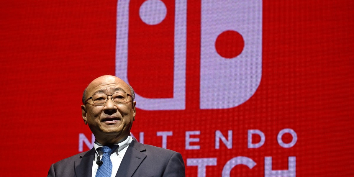  Tatsumi Kimishima, CEO Nintendo, podczas prezentacji nowej konsoli w Tokio