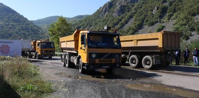 Napięcie na granicy Kosowa z Serbią. Protest etnicznych Serbów. Zamknięto dwa przejścia graniczne