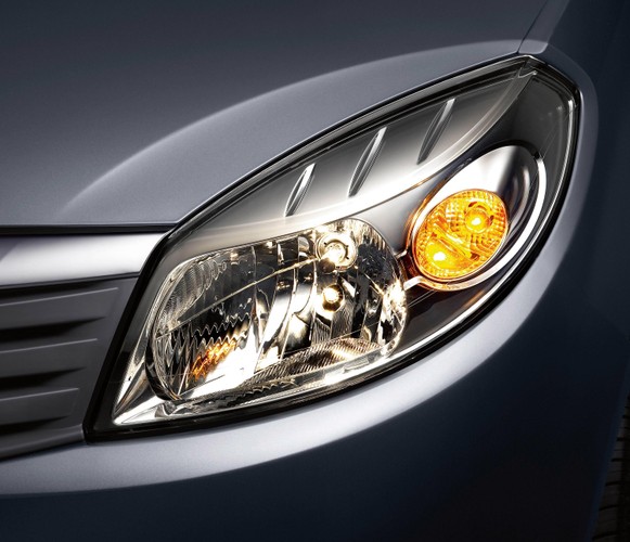 Auta można już oglądać, dotykać i zamawiać