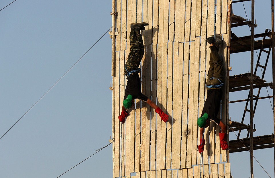 MIDEAST PALESTINIANS MILITARY (Military summer camp in the West Bank)