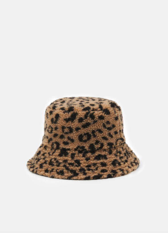 Bob réversible de Fire & Glory pour CHF 16 via Zalando. 