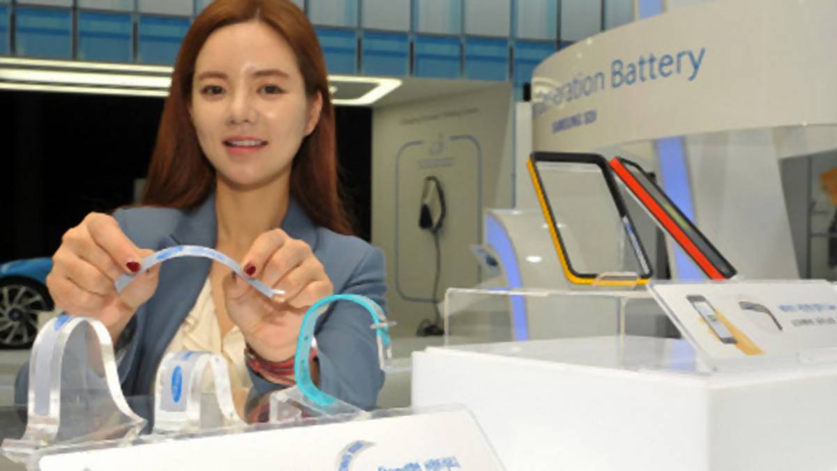 Samsung pokazał elastyczne baterie - będą przyszłością wearables?