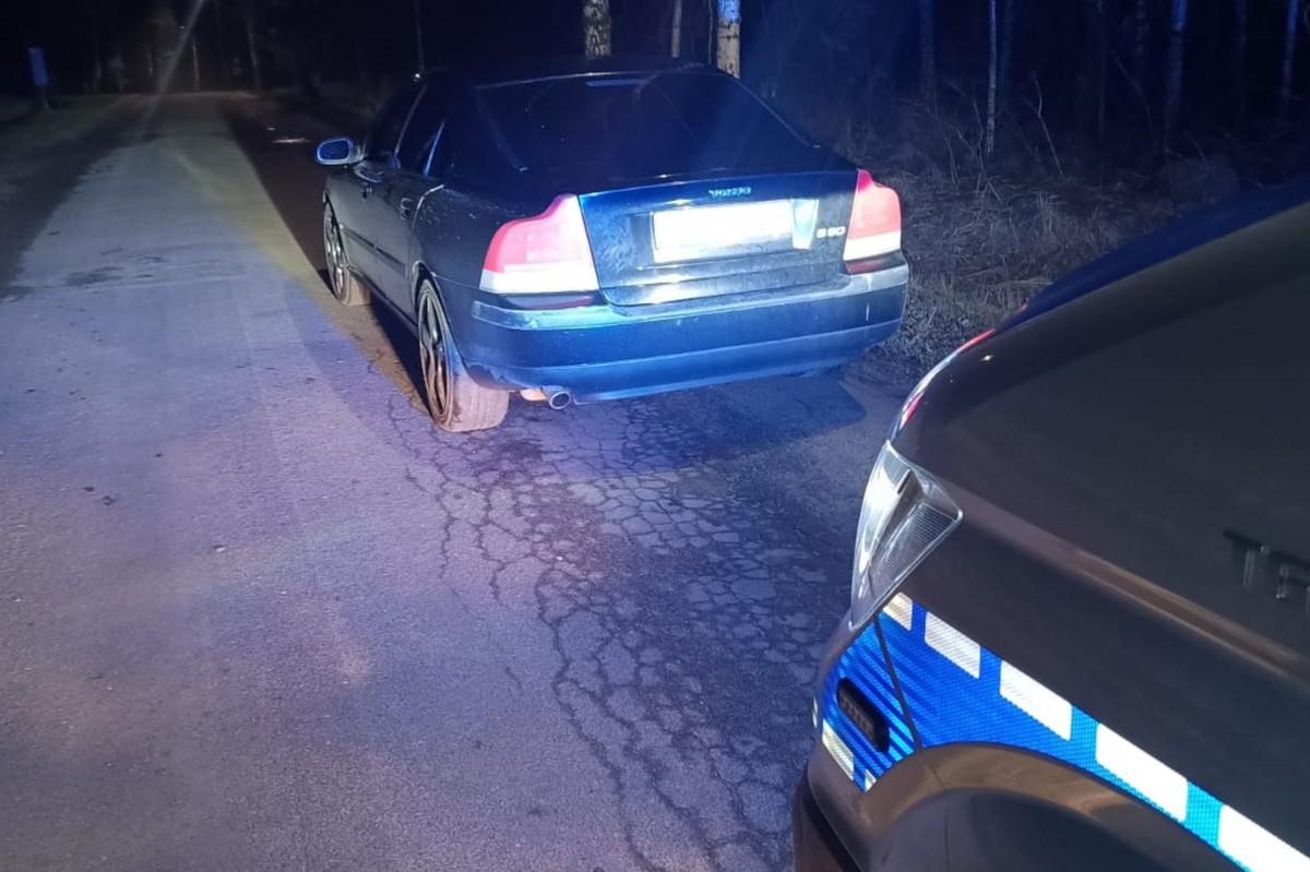 Okazało się, że kierowca pił wcześniej z pasażerem alkohol