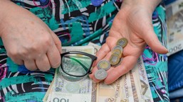 pieniądze będą szybciej na kontach. zus przesuwa kwietniowe terminy wypłat harmonogram zus gov