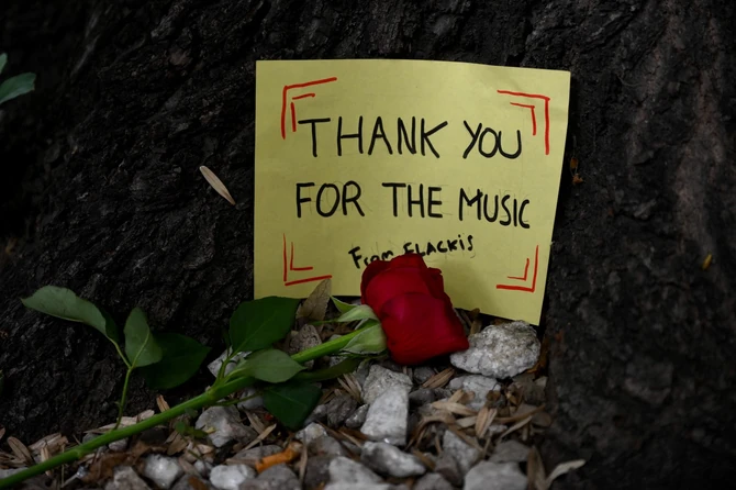 Fanovi u Buenos Ajresu opraštaju se od Lijama Pejna 