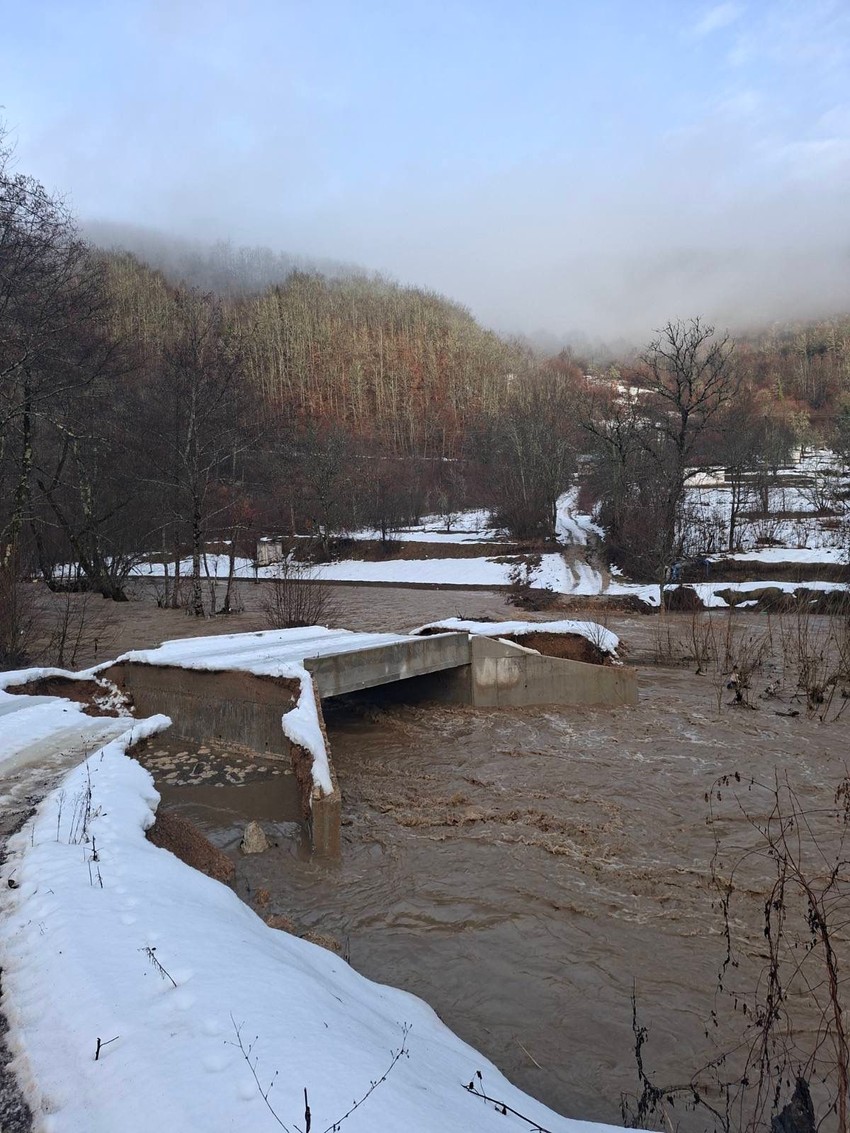 Poplave su u pomenutim selima pričinile ogromnu materijalnu štetu