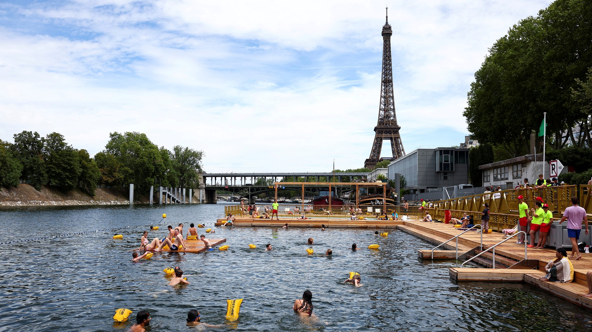 Kúpaliská na rieke Seina v Paríži.