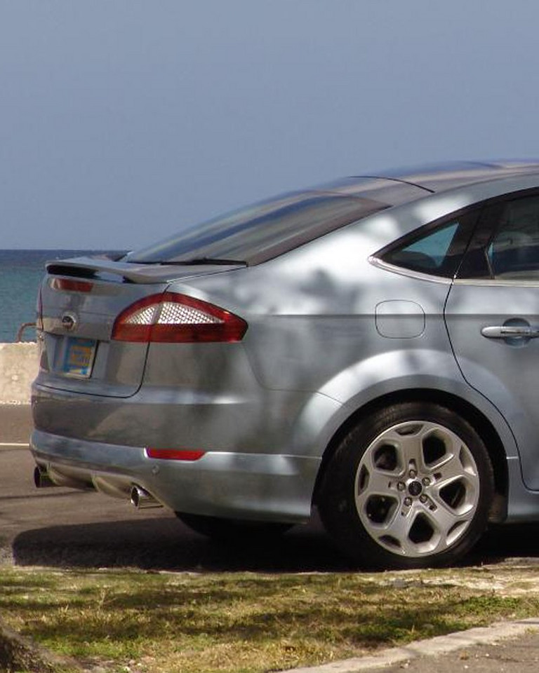 Ford Mondeo liftback: pierwsze przedpremierowe fotografie