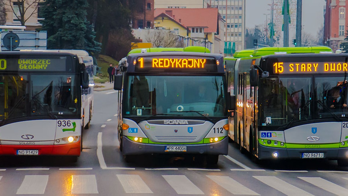 Czy w autobusach komunikacji miejskiej w Olsztynie będzie obowiązywał zakaz palenia e-papierosów? Jeszcze w lipcu zdecydują o tym radni.