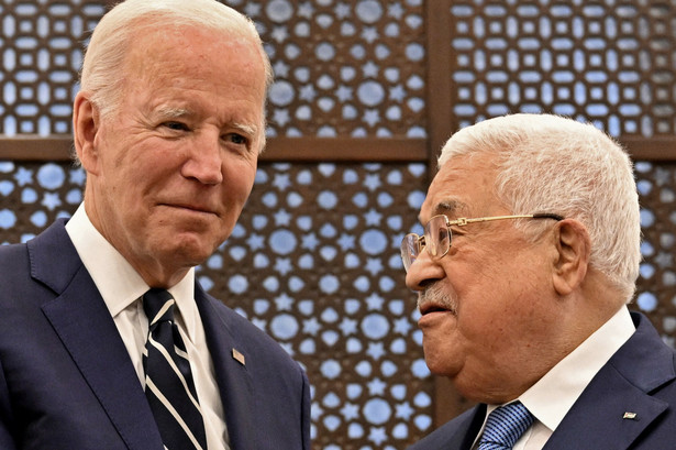 Prezydent USA Joe Biden i palestyński prezydent Mahmud Abbas (2022 r.)