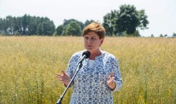 Szydło: Rząd PiS zapewni rolnikom równe traktowanie w UE