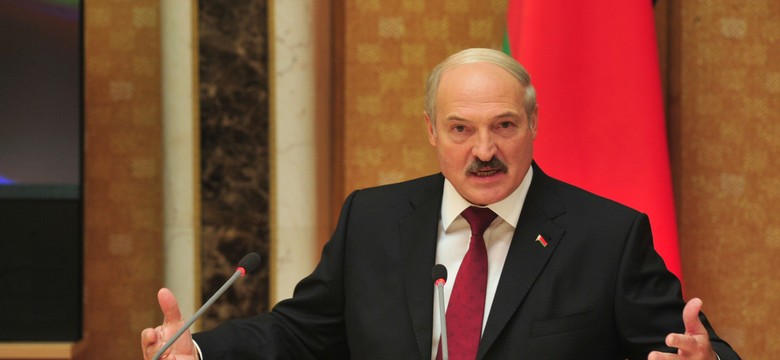 Łukaszenka wściekł się po pytaniu o Polskę. "Ja mam ich bronić?"