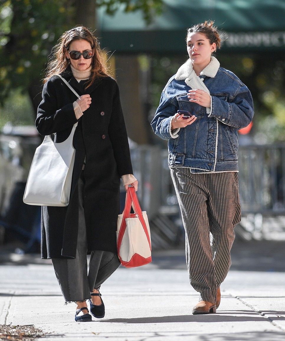 Suri Cruise kiváló stílusérzéket örökölt az édesanyjától