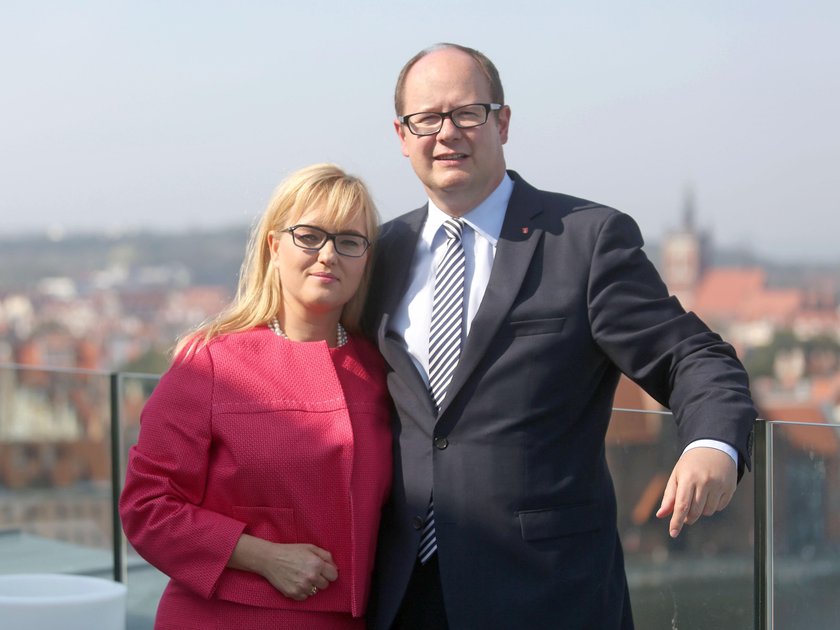 Dziś Paweł Adamowicz obchodziłby urodziny. Żona opublikowała wzruszające zdjęcie