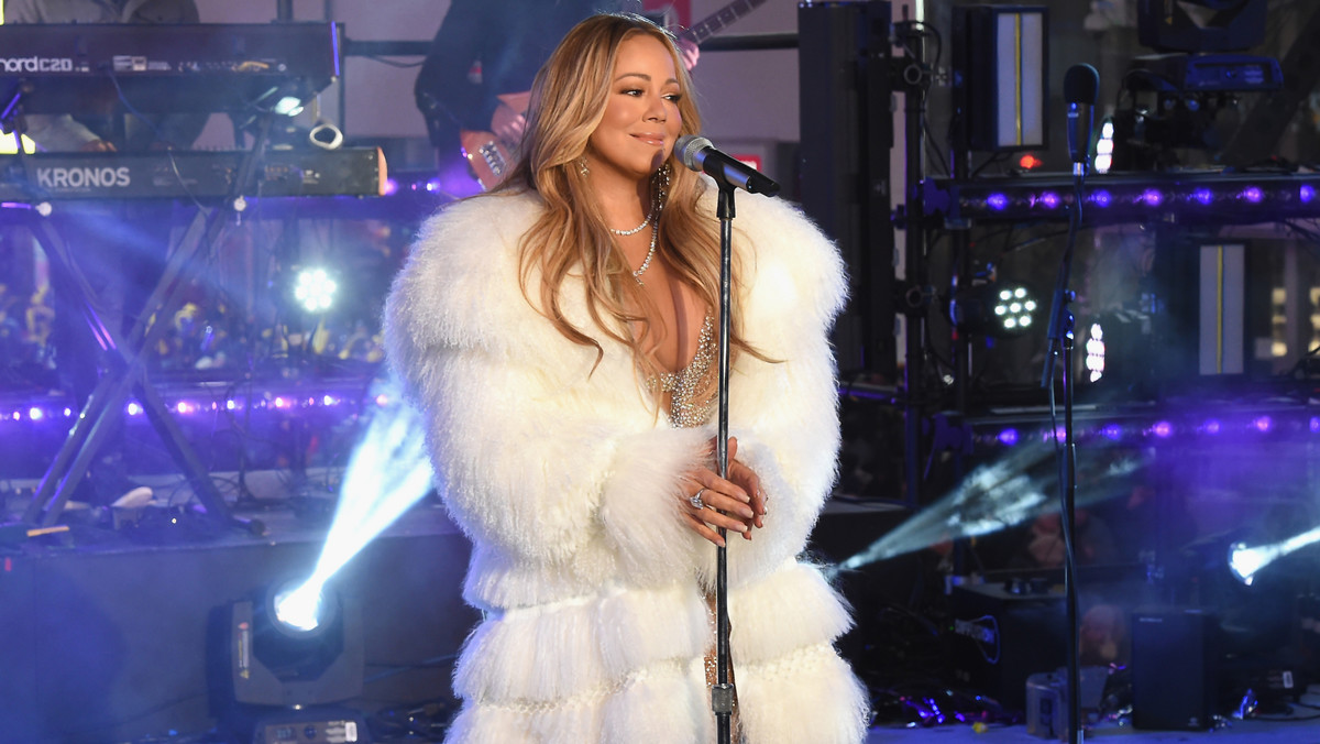 - Popularni artyści, których albumy sprzedają się w wielkich nakładach, nie są doceniani przez kapitułę nagród Grammy - skarży się amerykańska piosenkarka Mariah Carey, zdobywczyni pięciu statuetek.