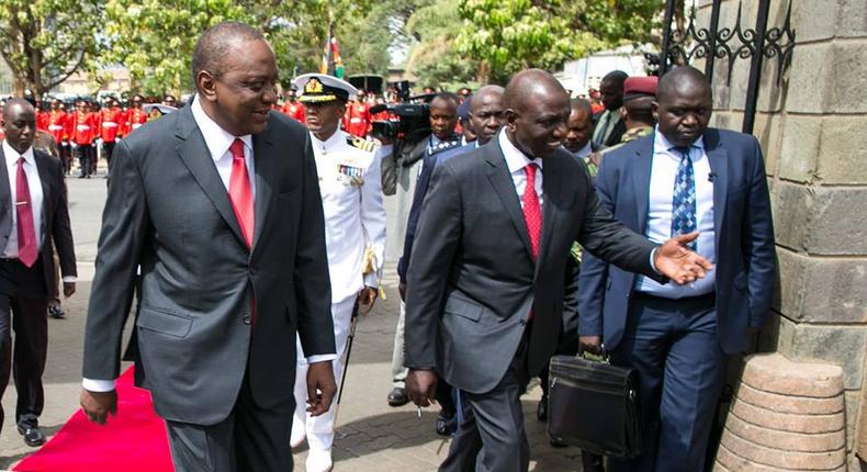 Signs that Uhuru could have conned Raila by faking Ruto betrayal