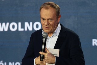 Lider PO: Kaczyński jednocześnie szczuje na migrantów i chce ich wpuścić setki tysięcy