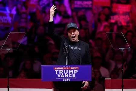 Ilon Mask govori na skupu Donalda Trampa u Medison Skver Gardenu 27. oktobra