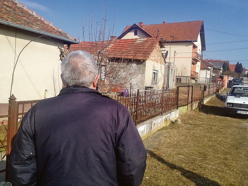 Kuća u kojoj je živela devojčica sa roditeljima sada je napuštena