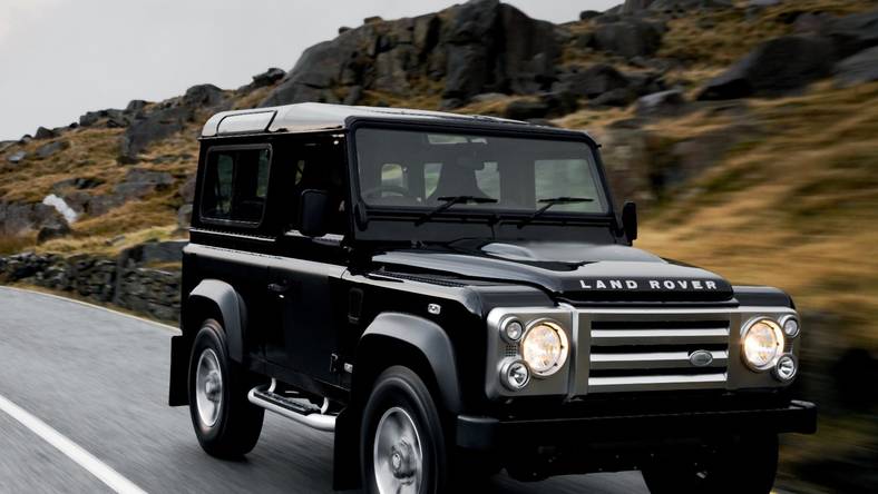 Nowy Land Rover Defender