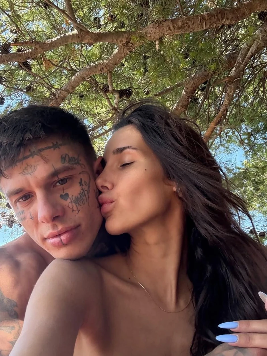 Fran Pujas sa devojkom