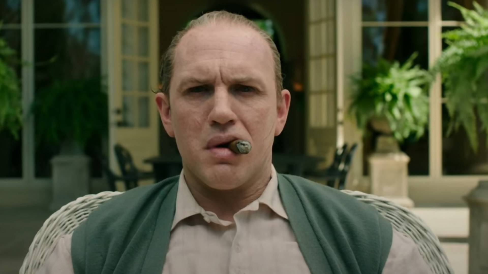 Tom Hardy w roli Ala Capone - oficjalny trailer i data streamingowej premiery