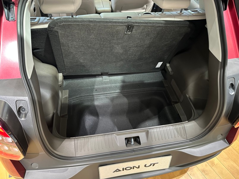 GAC Aion UT