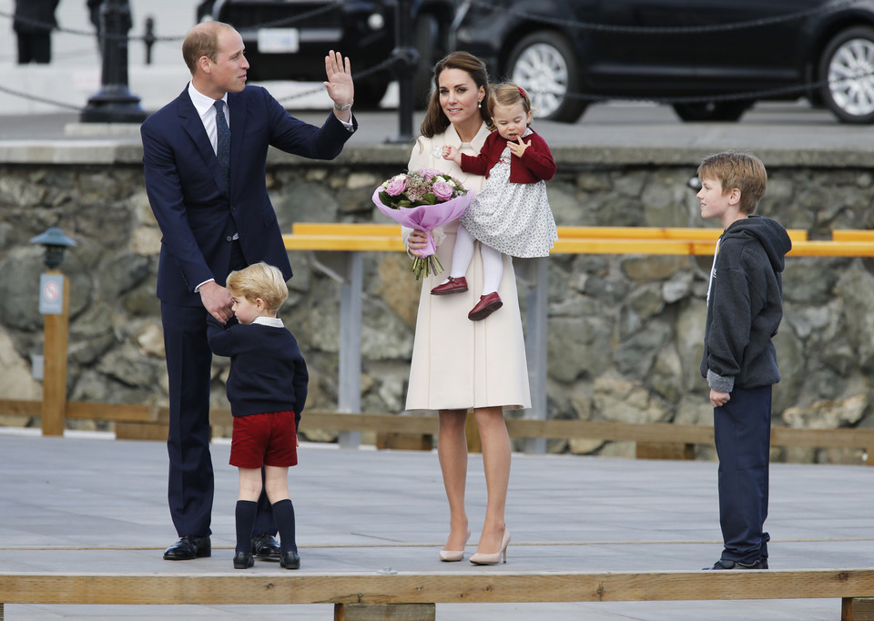 Książe William i księżna Catherine z dziećmi w Kanadzie