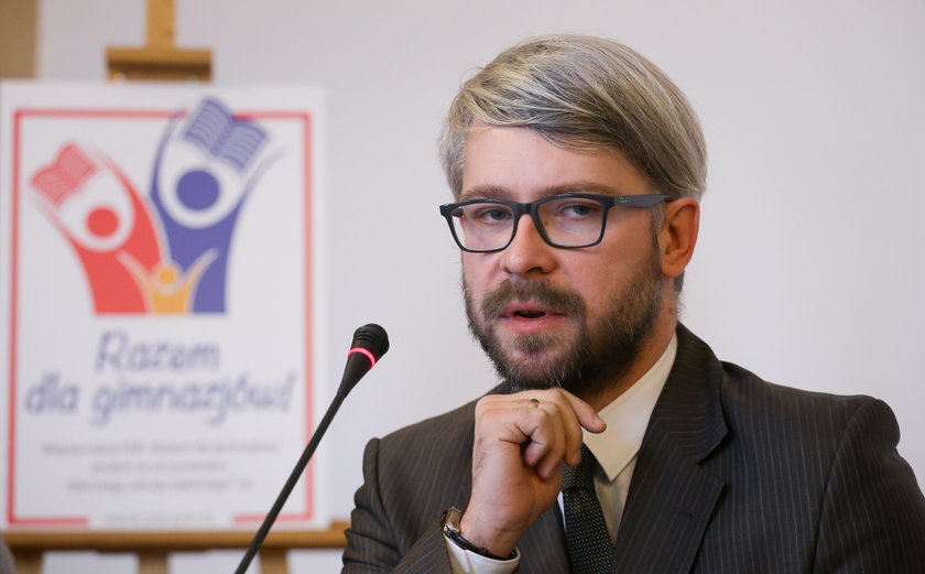 Apolityczny kandydat do KBW rządził w gabinecie politycznym MEN