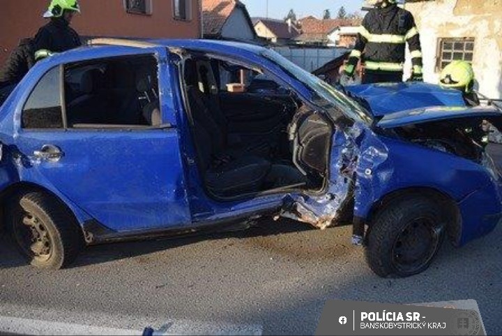 Vodič, ktorý zomrel pri nehode v Radzovciach, bol pod vplyvom alkoholu.