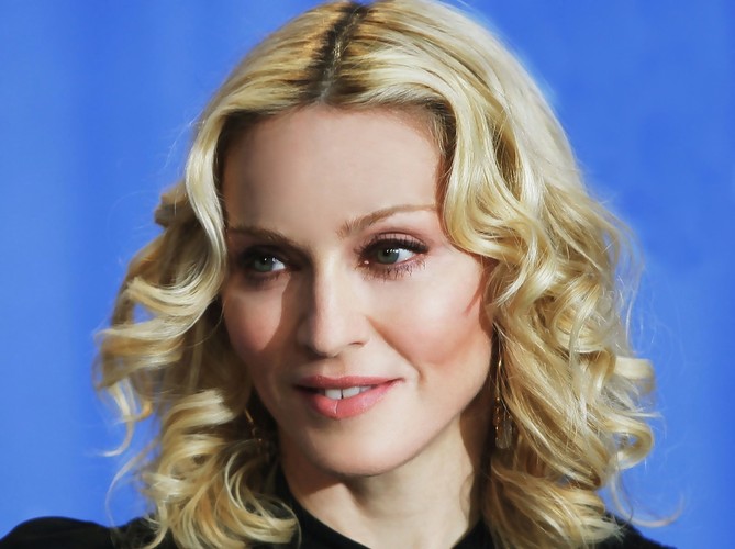 Madonna na festiwalu w Berlinie, gdzie pokazała swój debiut reżyserski – film 'Mądrość i sex' w 2008 roku