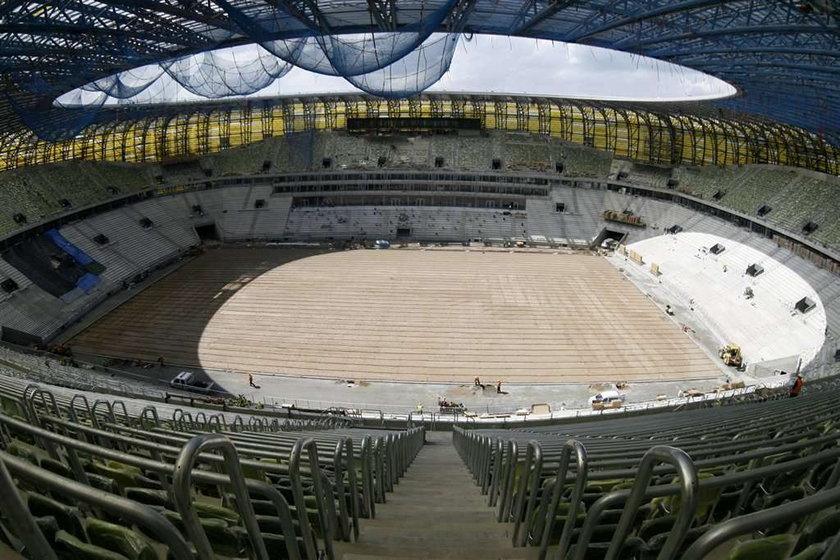 Stadion w Gdańsku jest wciąż jednym wielkim placem budowy